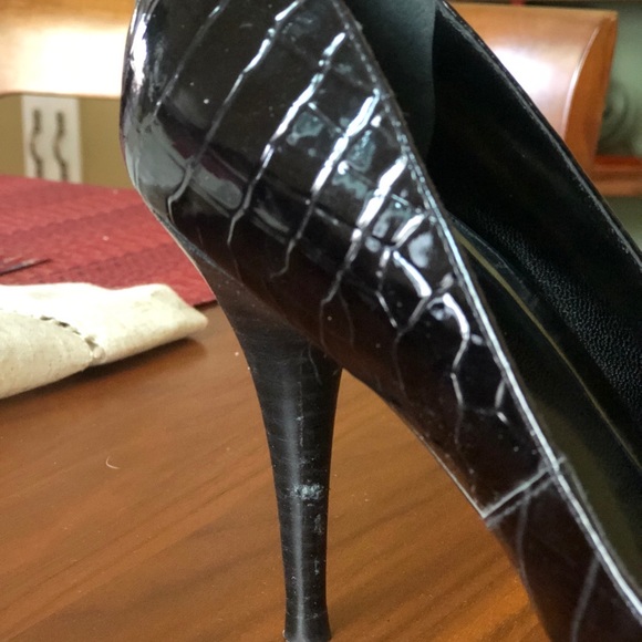 Ralph Lauren Crocodile Patent Heels Sz 9M - Picture 5 of 5